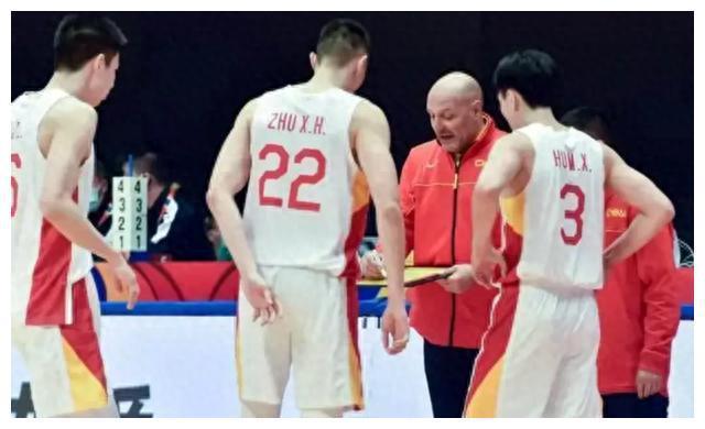 更是对中国篮球实力和团队合作精神的一次考验
